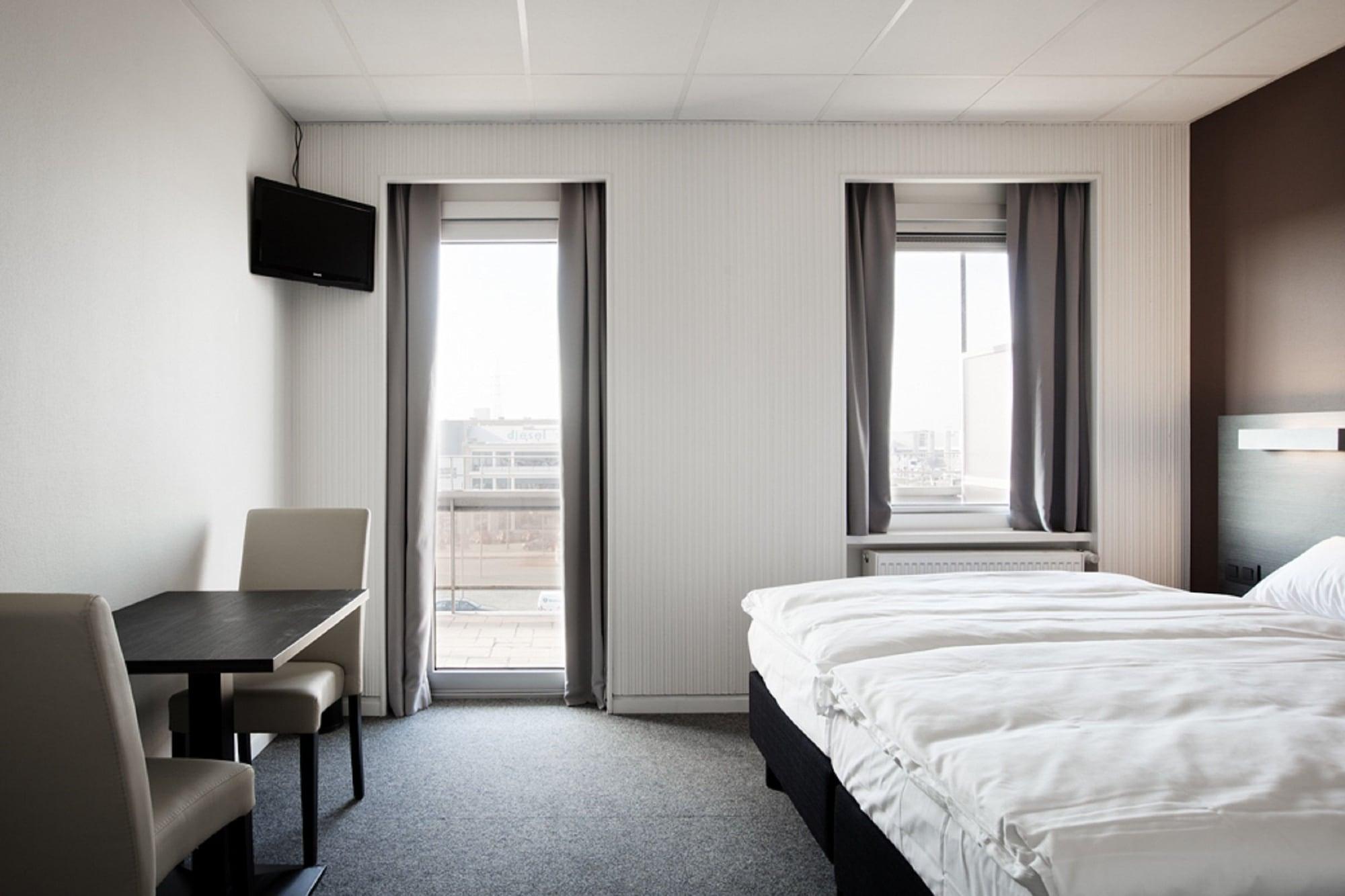 Antwerp Harbour Hotel Exterior foto