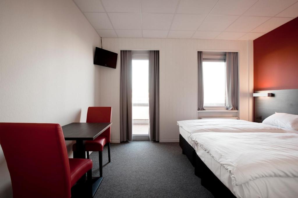 Antwerp Harbour Hotel Exterior foto